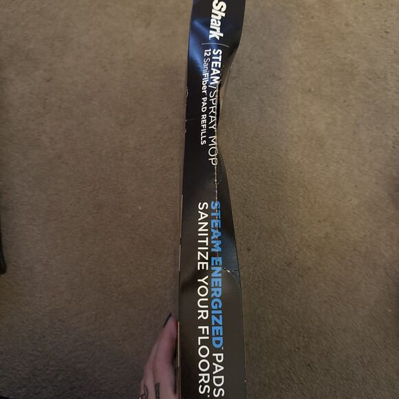 Shark DXT100 SaniFiber Disposable Pads, Pack of 12 - White Damaged Box NEW - Picture 2 of 4